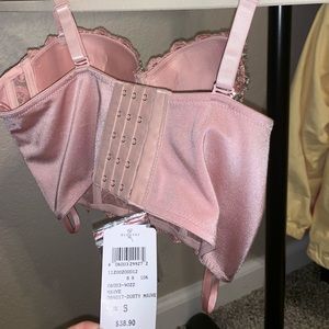 Windsor women’s mauve crop top